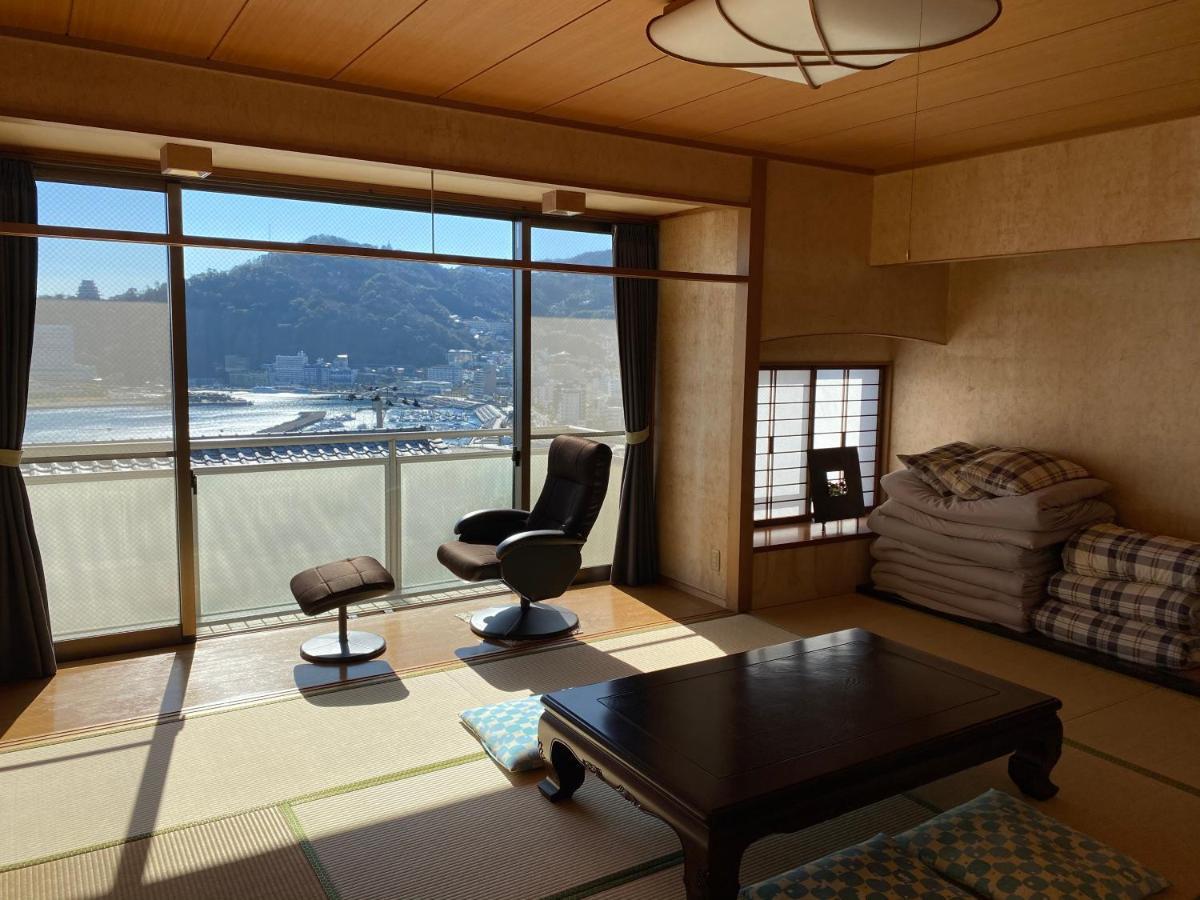 Atami Onsen Guest House Megumi Atami (Shizuoka) Exterior foto